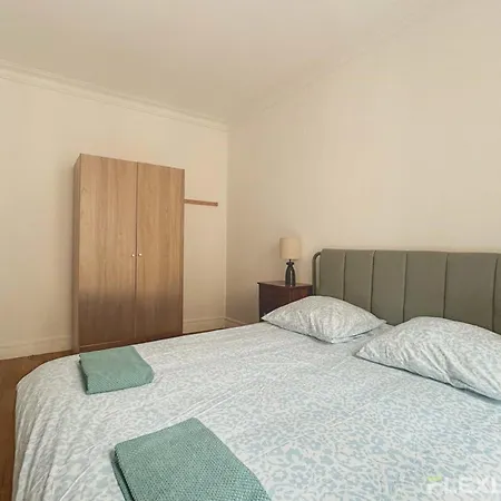 Apartment Jardin Des Plantes - Beautiful Bright 2-bedroom -1 Living Paris